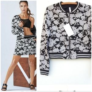 NWT Fabletics Cecilia Bomber Neoprene Jacket Size Small Gray/black